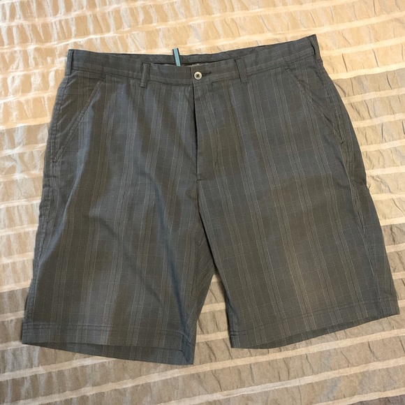 AUR Dark Grey & Blue Golf Shorts Size 38 - Picture 1 of 4